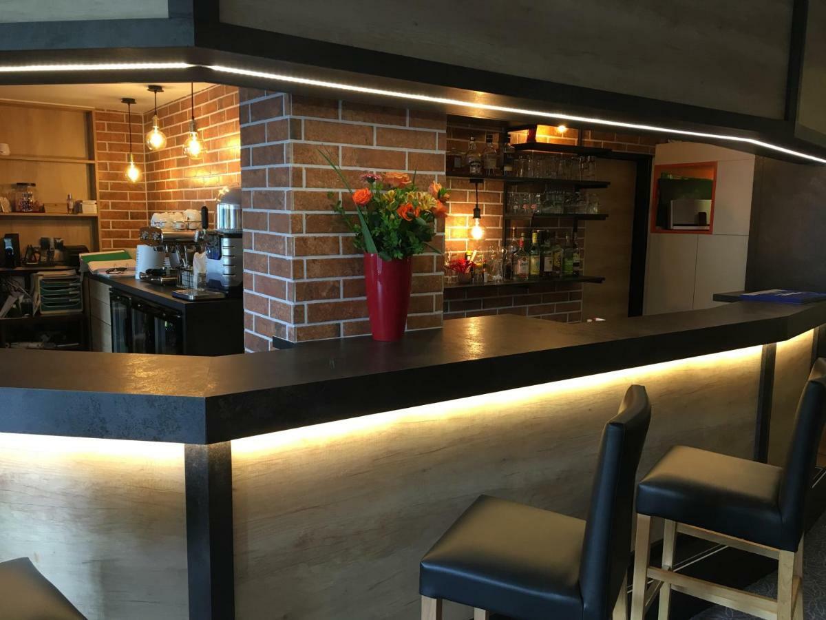 The Originals City, Hotel Du Chateau, Pontivy Ngoại thất bức ảnh